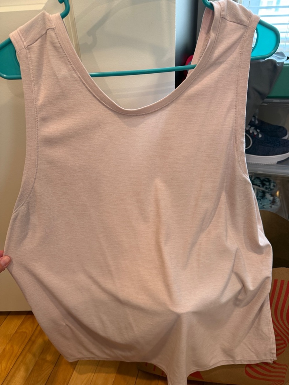Old Navy Soft Scoop Neck Tank Top in Light Blush